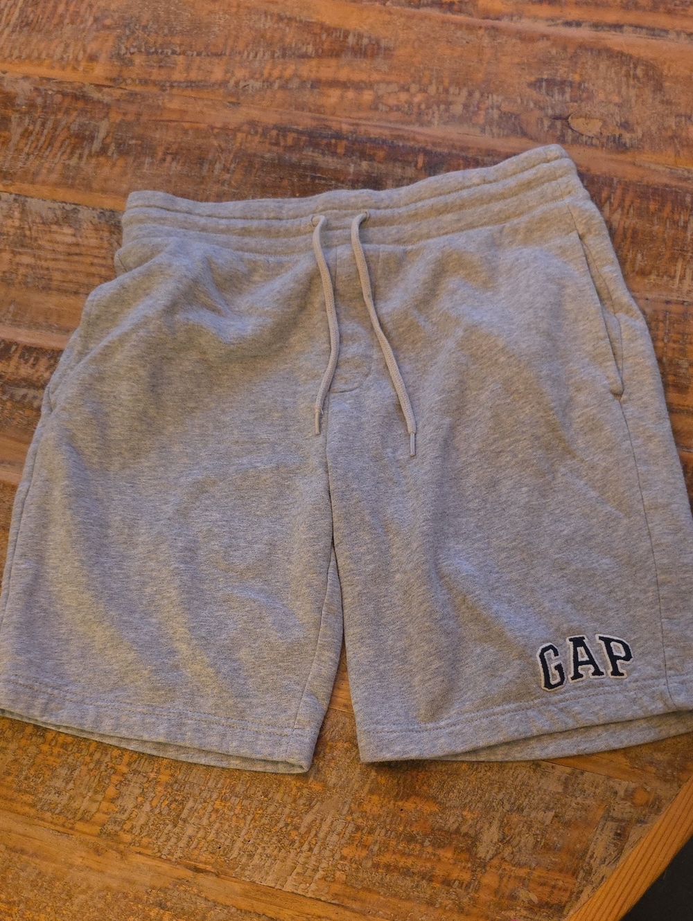 GAP Men's Gray Sweat Shorts